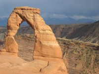800px-Delicate_Arch_in_Arches_National_Park_3