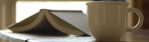 cropped-cup_of_coffee_and_a_book_fan2020098